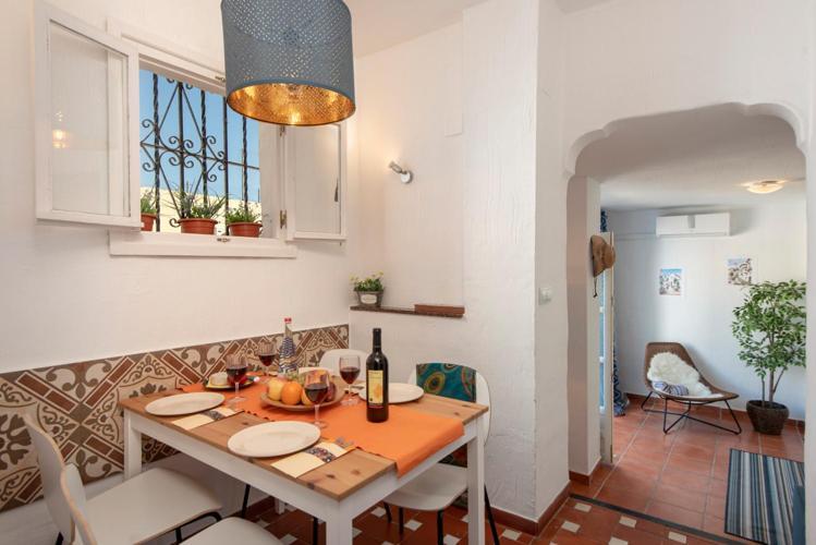 Beautiful Spanish Apartment In Torremolinos Eksteriør bilde